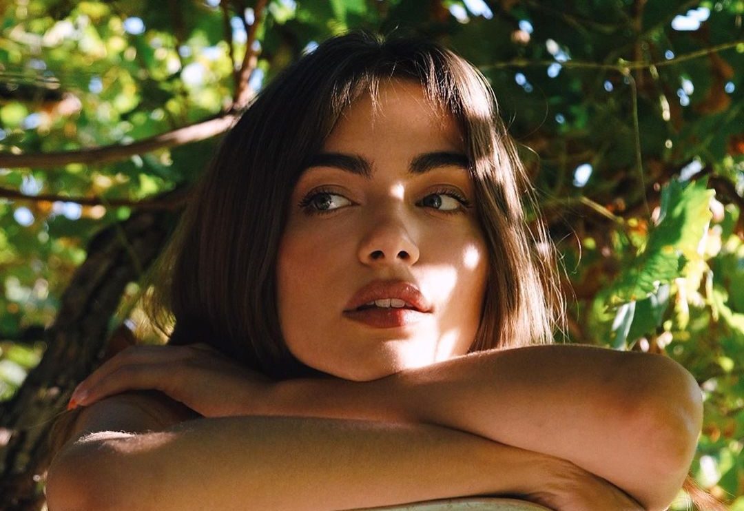 «Γιατί πέφτουν οι βλεφαρίδες μου;»: Οι 4 πιο συχνοί λόγοι