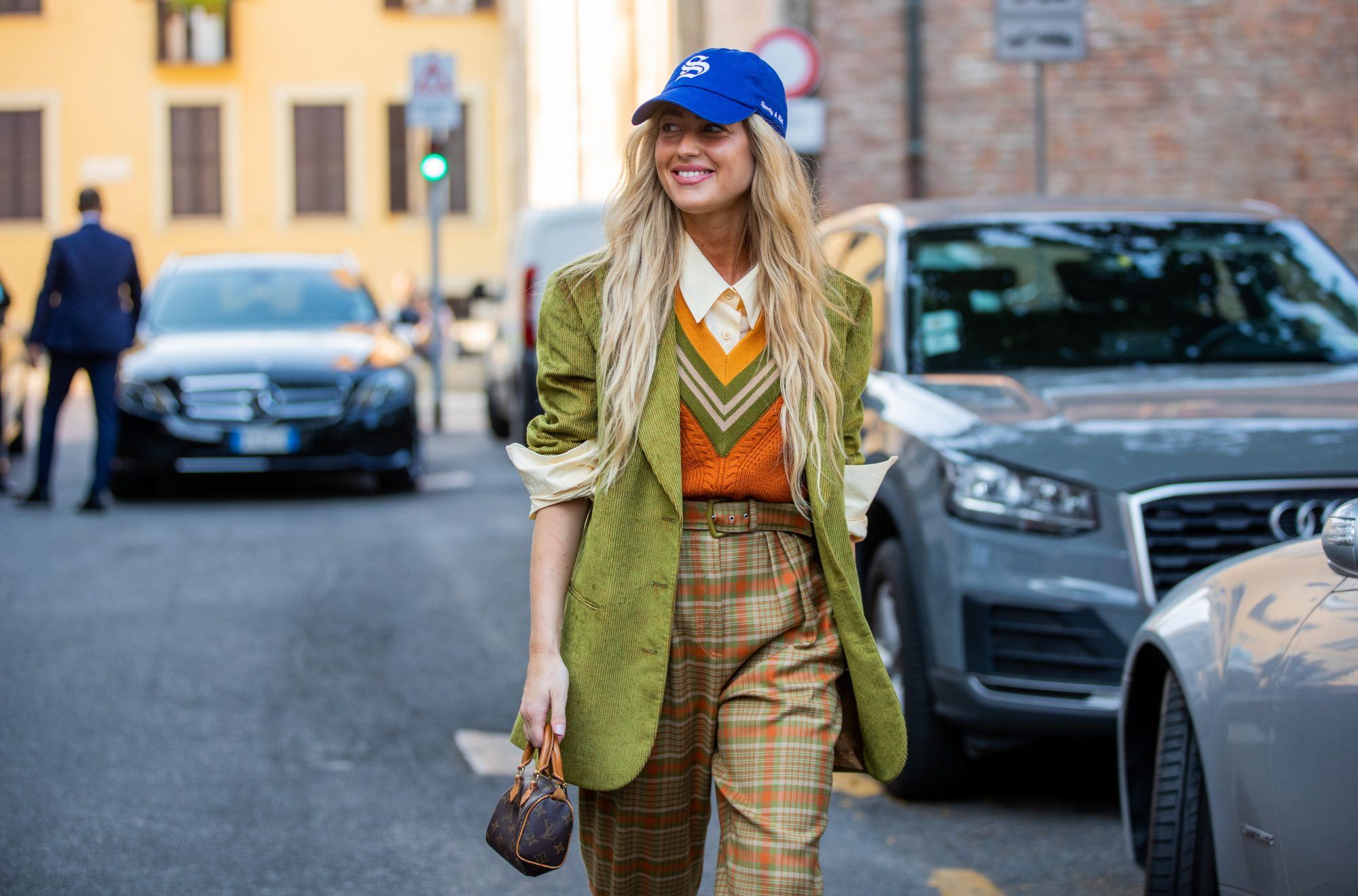 Το layering είναι απαραίτητο το φθινόπωρο: 10 πλεκτά vests θα σε βοηθήσουν να το κάνεις σαν επαγγελματίας στυλίστας