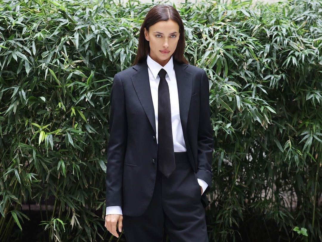 Irina Shayk: Τα πανωφόρια της είναι το ένα καλύτερο από το άλλο. Τα θέλουμε όλα!