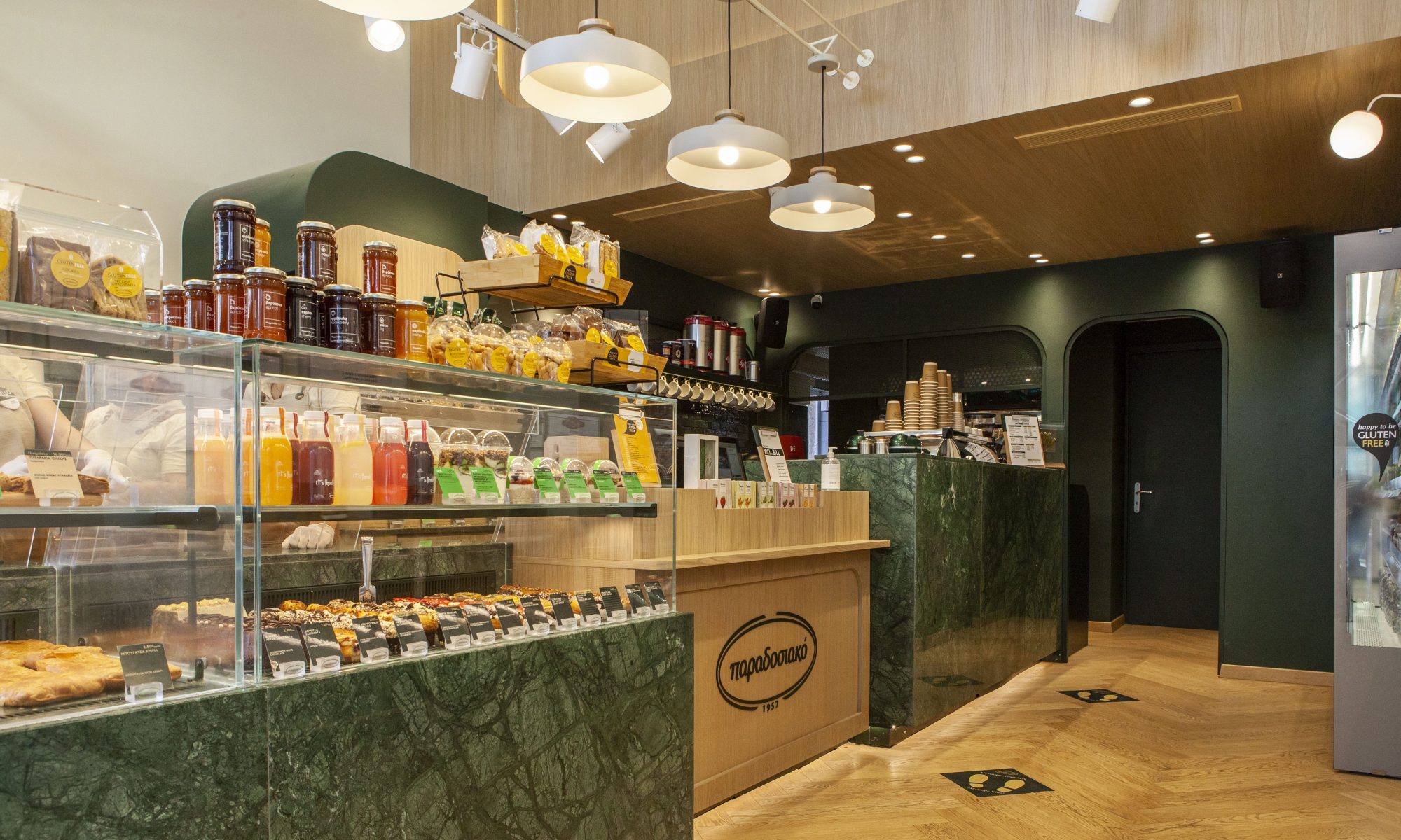 Το νέο κατάστημα «Παραδοσιακό» άνοιξε τις πόρτες του και στη Γλυφάδα