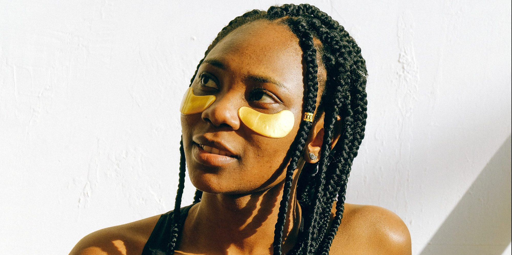 9 τροφές και συμπληρώματα που θα εξαφανίσουν τους μαύρους κύκλους από το πρόσωπό σου