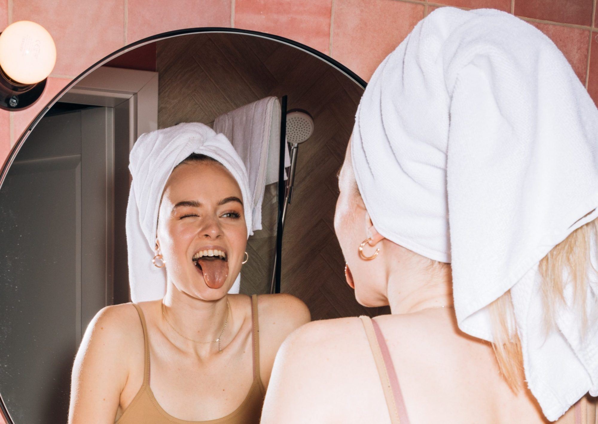 Ice baths: 8 οφέλη τους για να καταλάβεις γιατί είναι η νέα μεγάλη τάση
