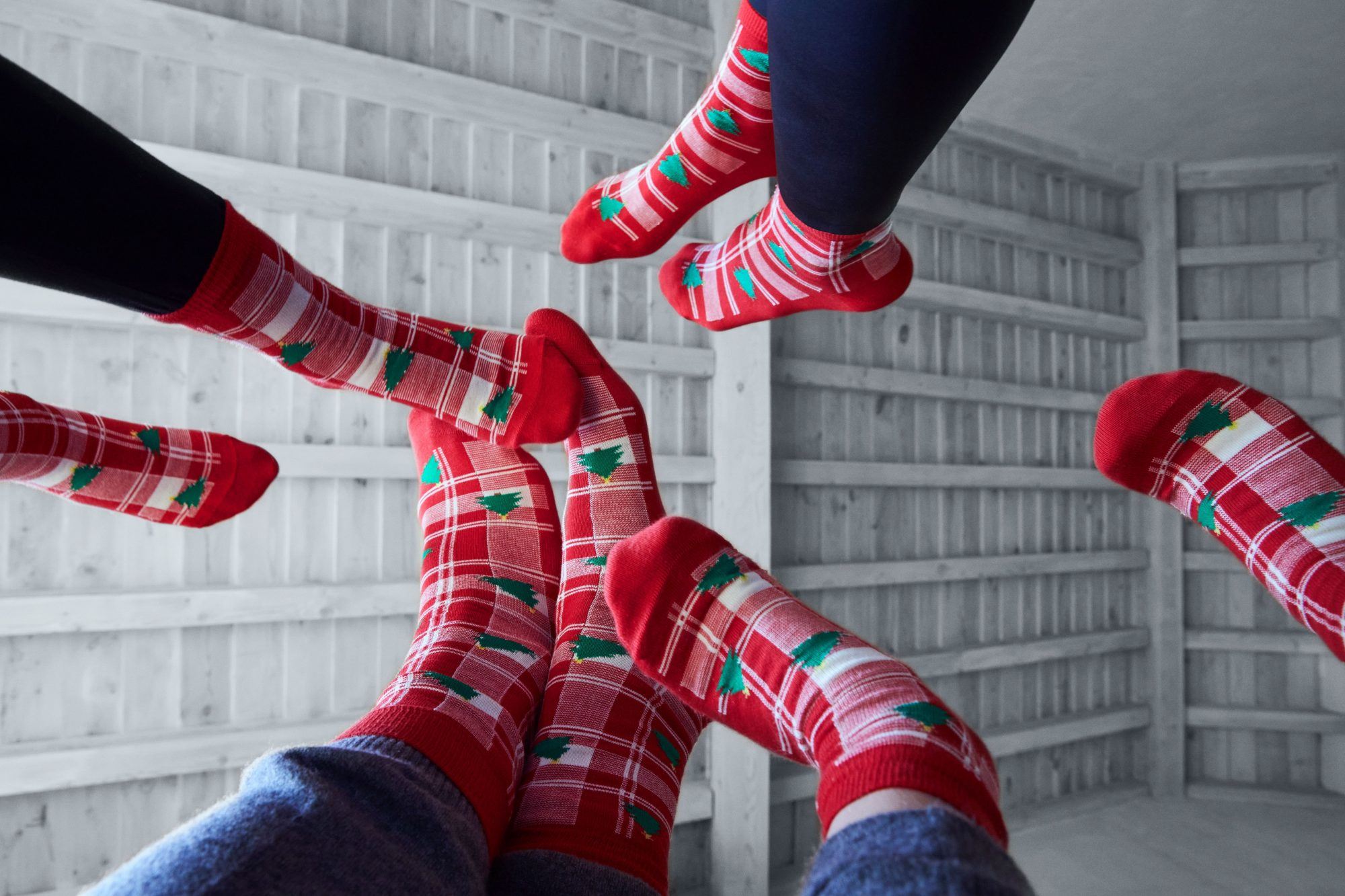 Family & Fun: Η Calzedonia υπόσχεται να κάνει stylish και cosy τα Χριστούγεννά μας
