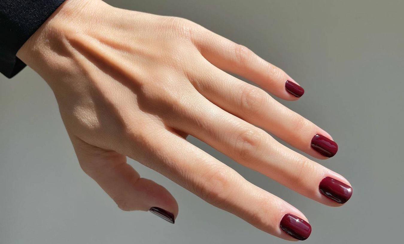 Ποιο είναι το σωστό σχήμα για το μανικιούρ σου; Να η απάντηση!