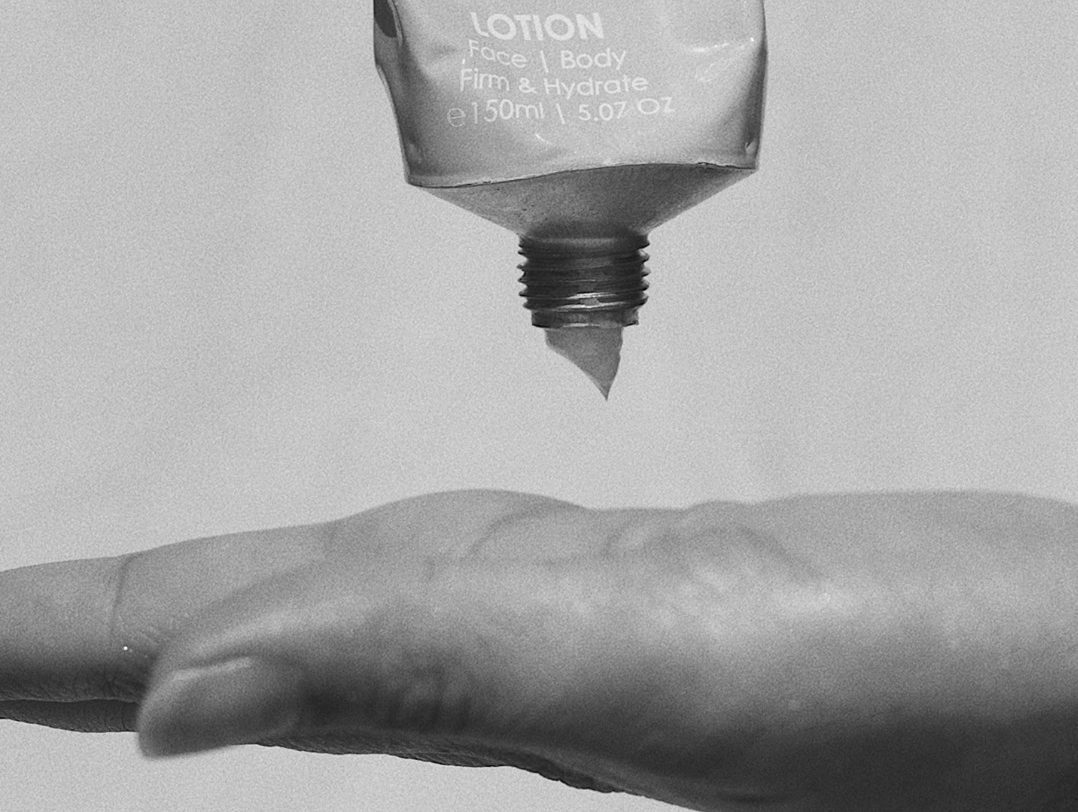 Πόσο συχνά πρέπει να χρησιμοποιούμε το body lotion για να δούμε διαφορά στο ξηρό μας δέρμα