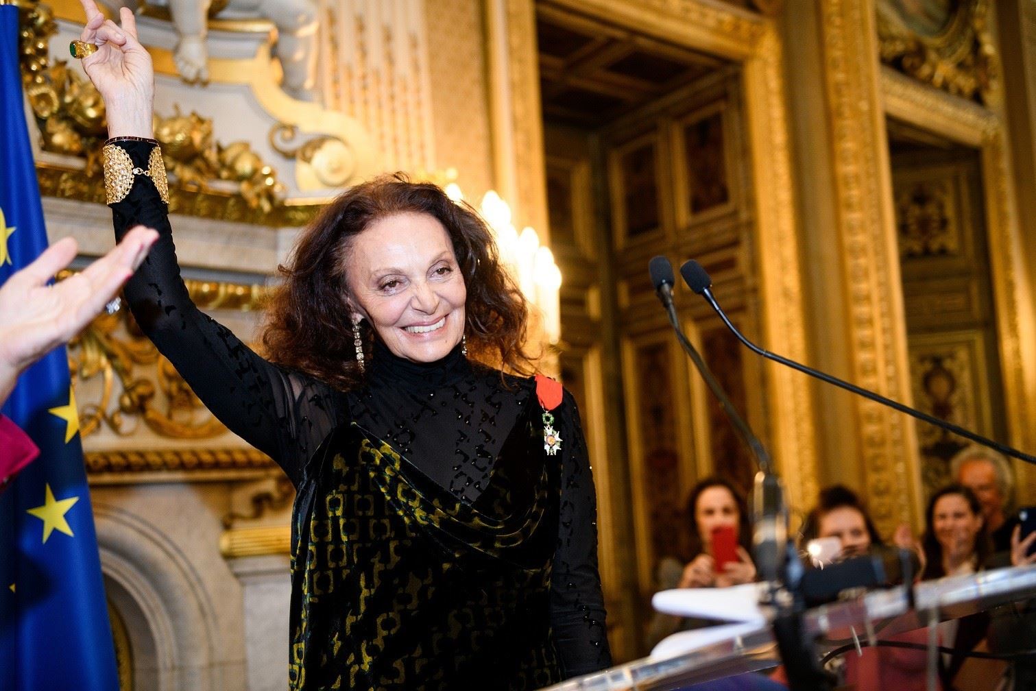 Ο οίκος Diane Von Fürstenberg επιστρέφει στην Ελλάδα με νέο κατάστημα