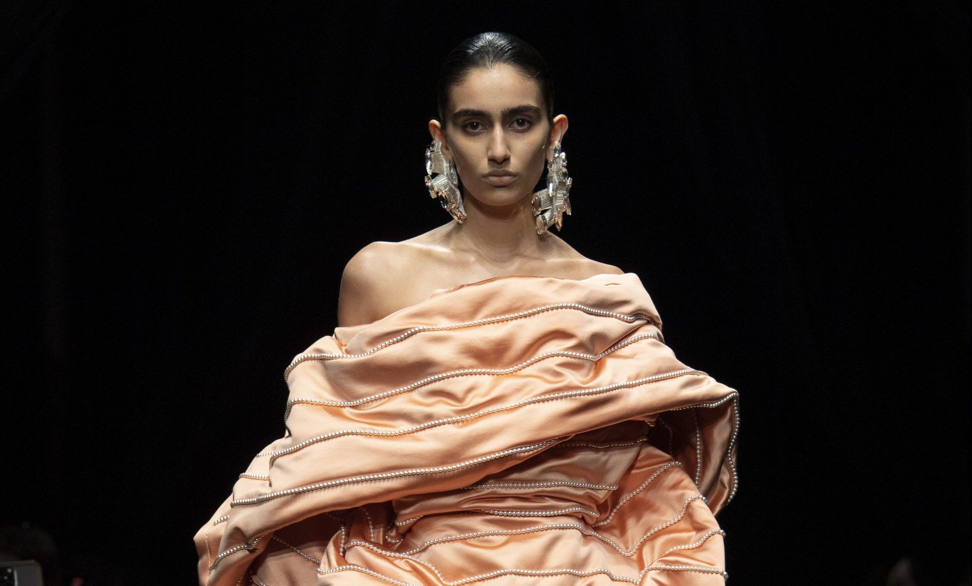 Jean Paul Gaultier x Glenn Martens: Μια συνεργασία υψηλής ραπτικής με μεγάλο ενδιαφέρον