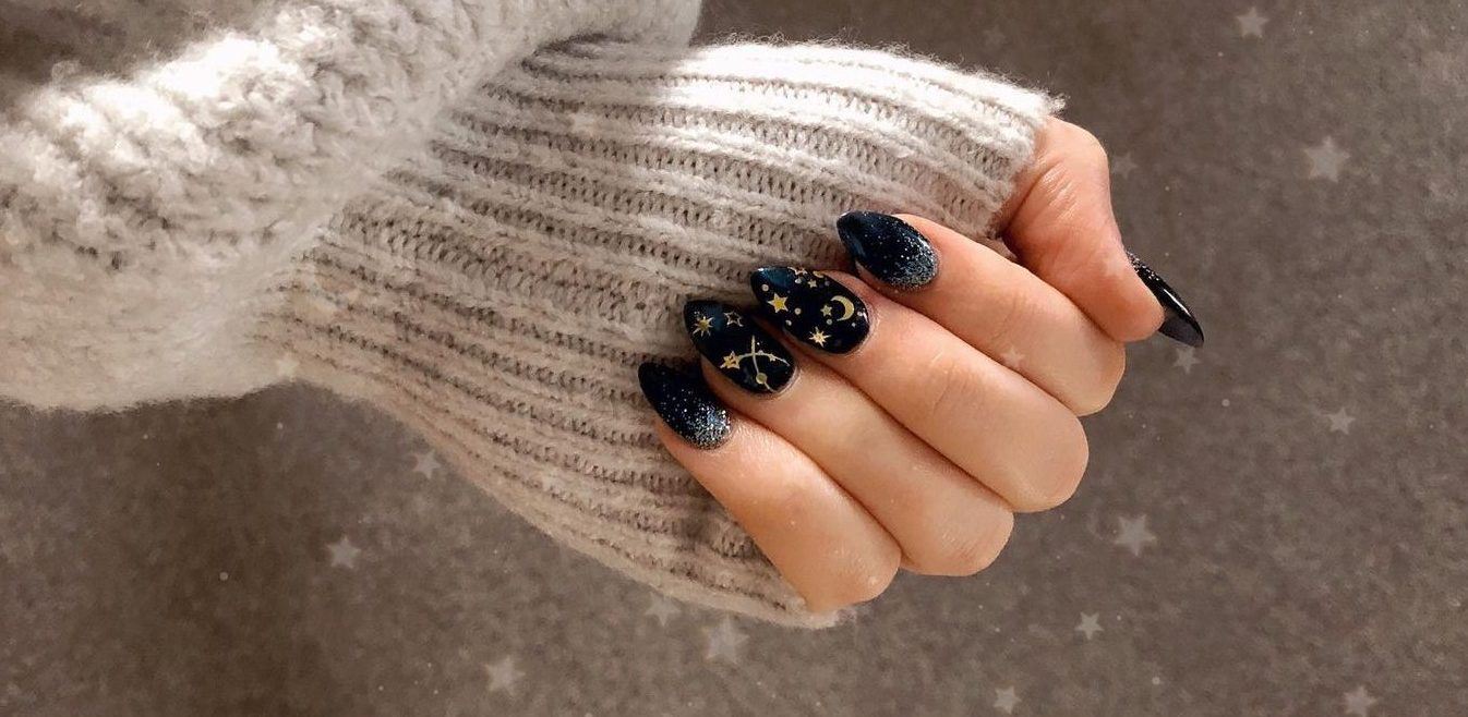 Celestial Nails: Το ιδανικό μανικιούρ για όσες θέλουν κάτι πιο ψαγμένο