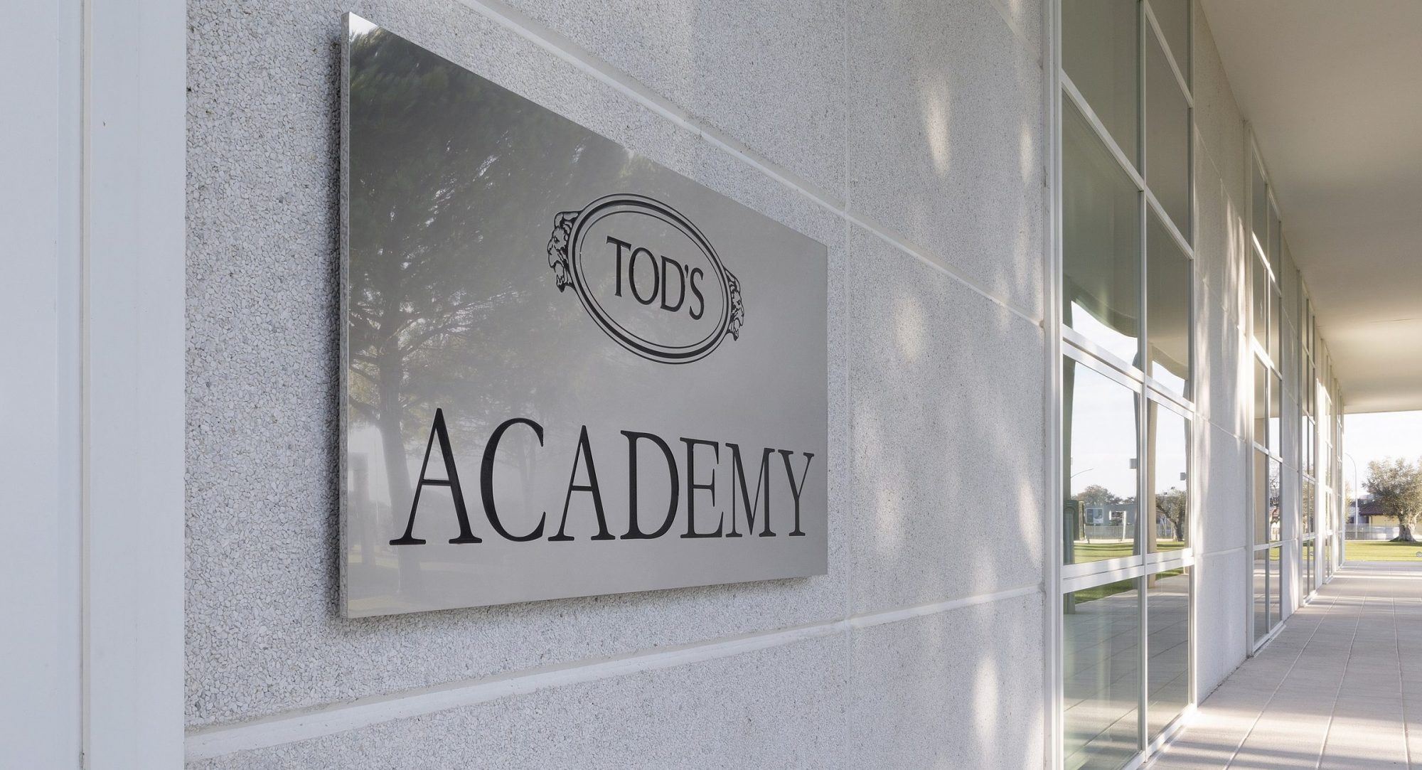 Η Tod's Academy επιβεβαιώνει την αποστολή της να υποστηρίξει νεαρά και δημιουργικά ταλέντα με το Tod's Re-generation