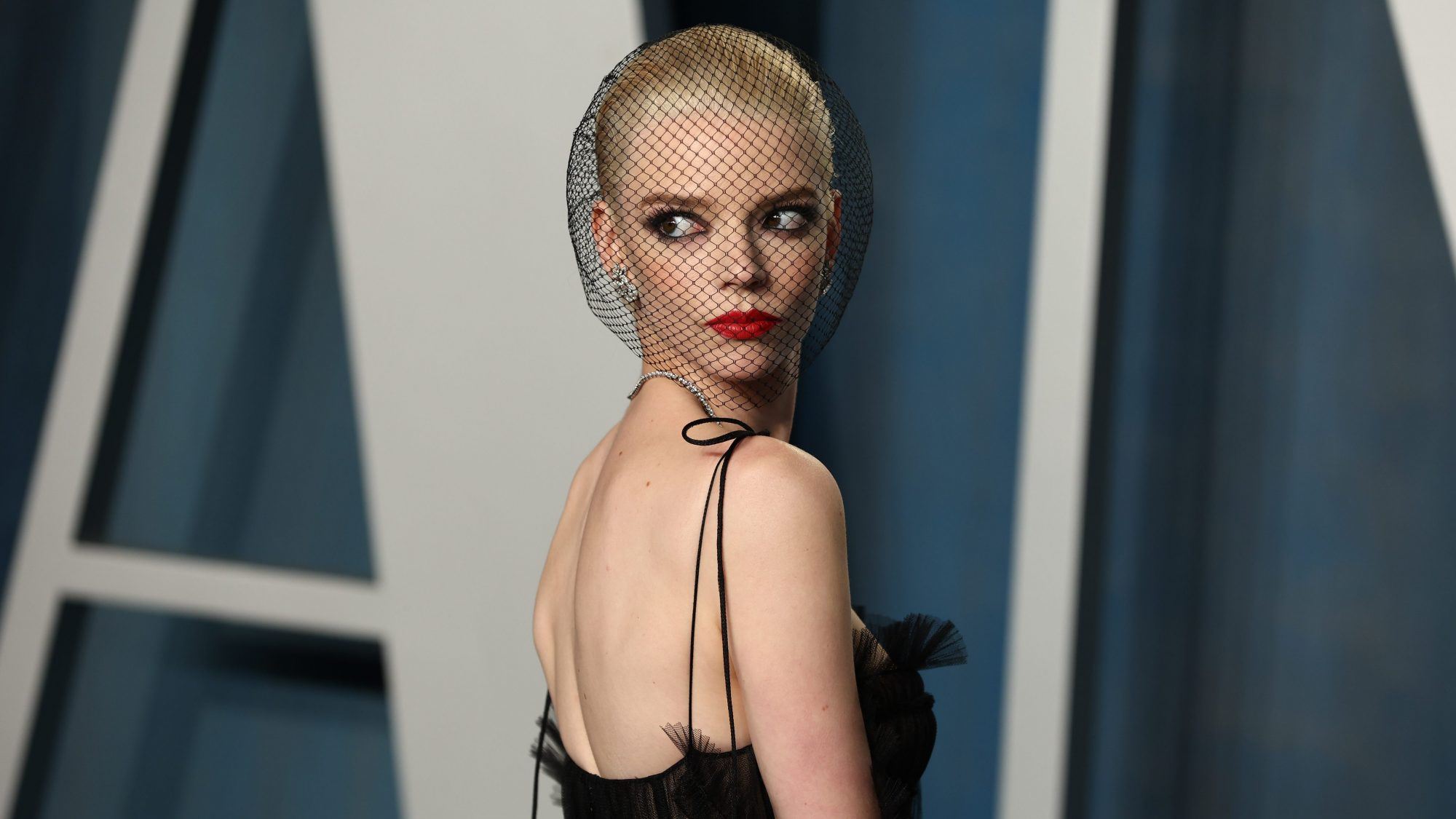 Vanity Fair Oscar After-Party: Τα πιο εντυπωσιακά beauty looks
