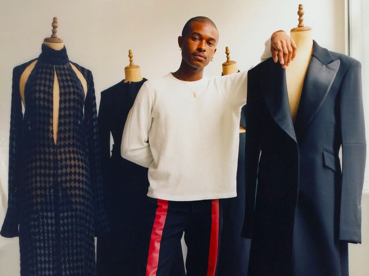 Maximilian Davis: Αυτός είναι ο νέος Creative Director του οίκου Salvatore Ferragamo