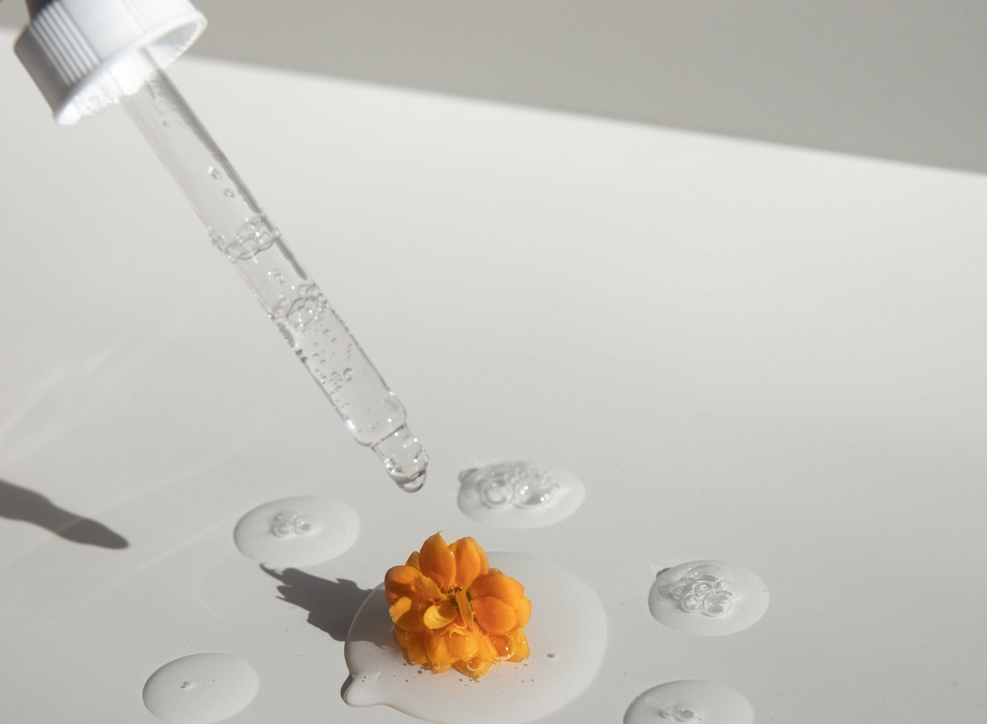 Serum: 4 επιλογές για σένα που δεν είσαι fan