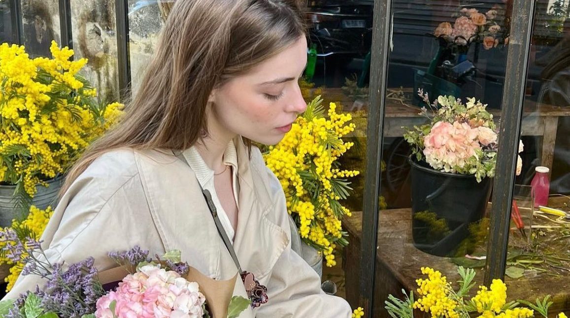 Ποιο είναι το απαραίτητο συστατικό για την ανοιξιάτικη ρουτίνα περιποίησης της επιδερμίδας σου;