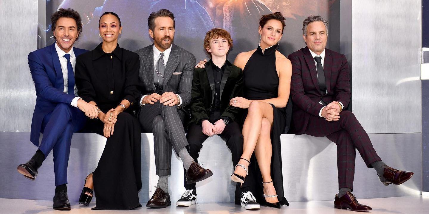 Ο Ryan Reynolds και ο Mark Ruffalo στο πλευρό της Ουκρανίας