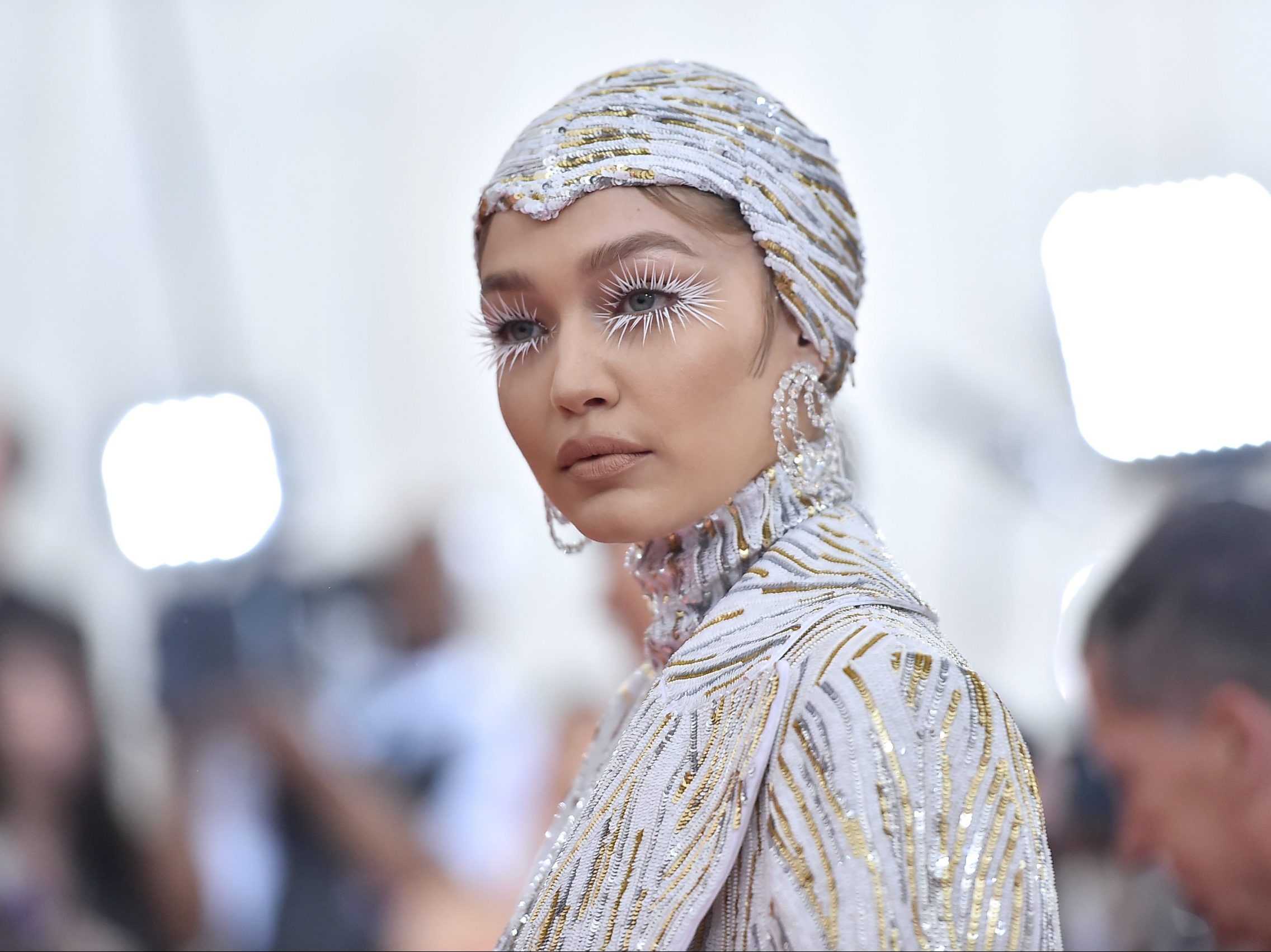 Met Gala: Τα ωραιότερα beauty looks όλων των εποχών