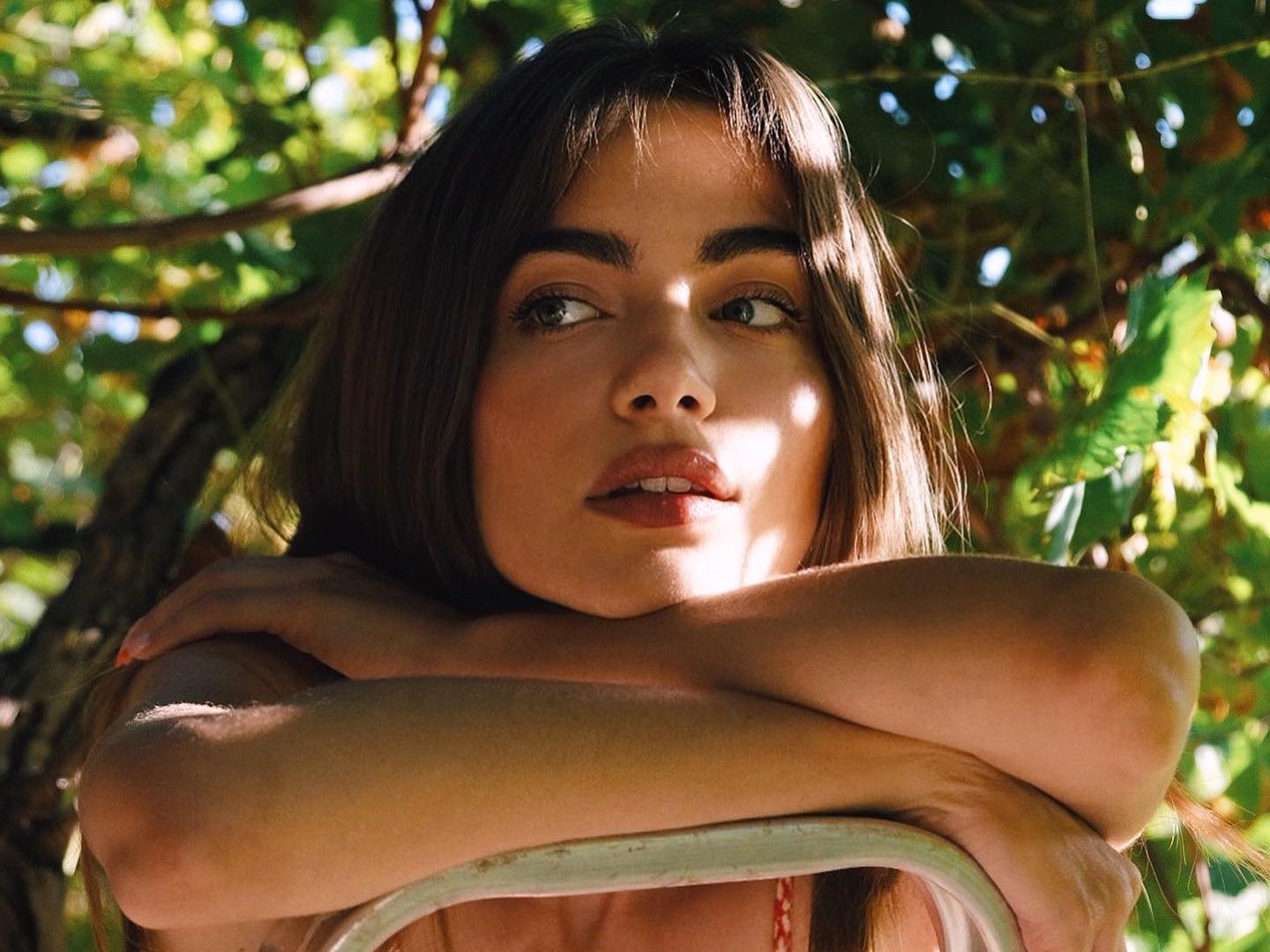 Αυτό συμβαίνει στην επιδερμίδα σου όταν βάφεσαι σε καθημερινή βάση