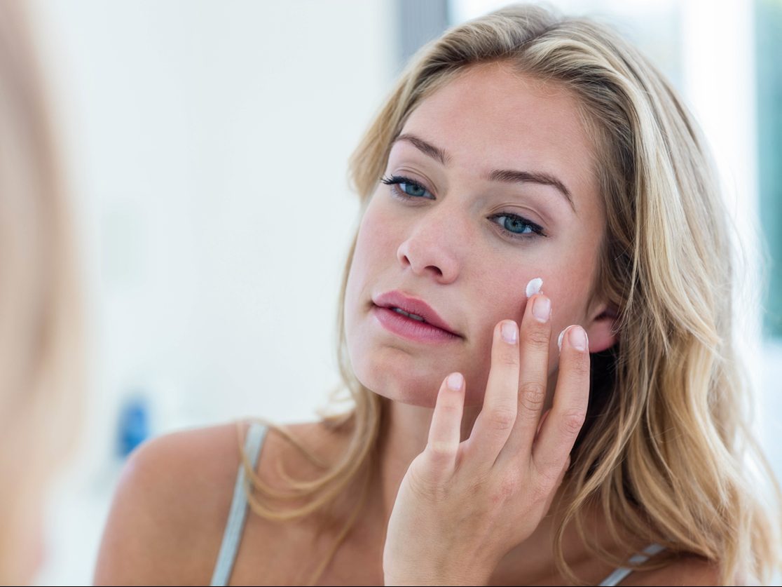 Αυτό είναι το κατάλληλο αντηλιακό με βάση τις ανάγκες της δικής σου επιδερμίδας