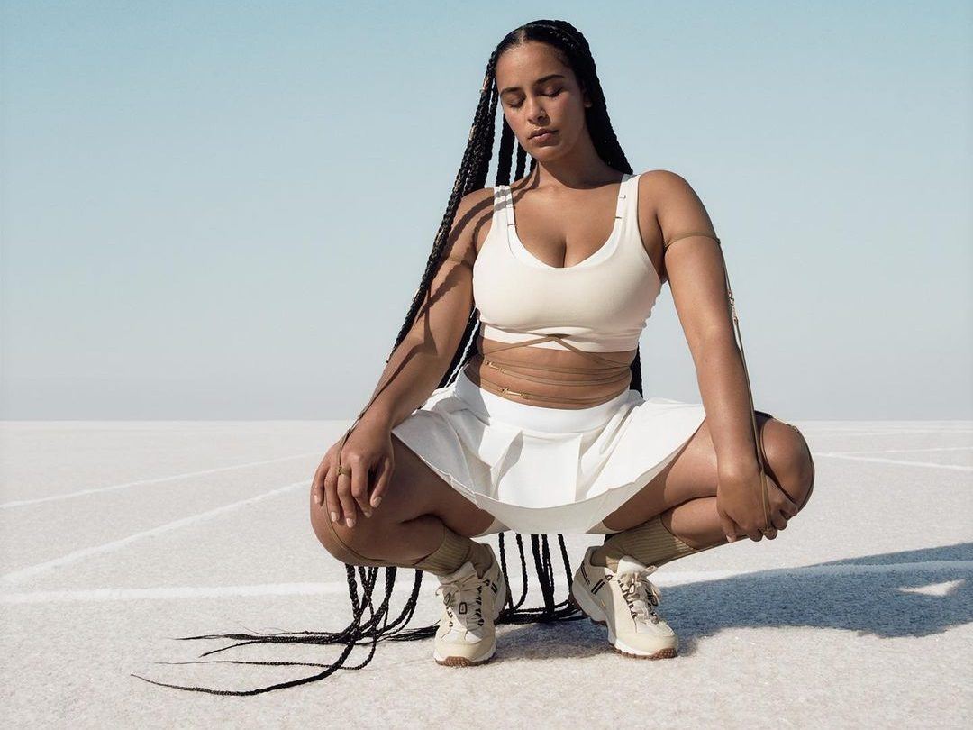 Nike+Jacquemus: Η πιο συναρπαστική συνεργασία είναι επιτέλους διαθέσιμη. Αυτά είναι τα αγαπημένα μας items