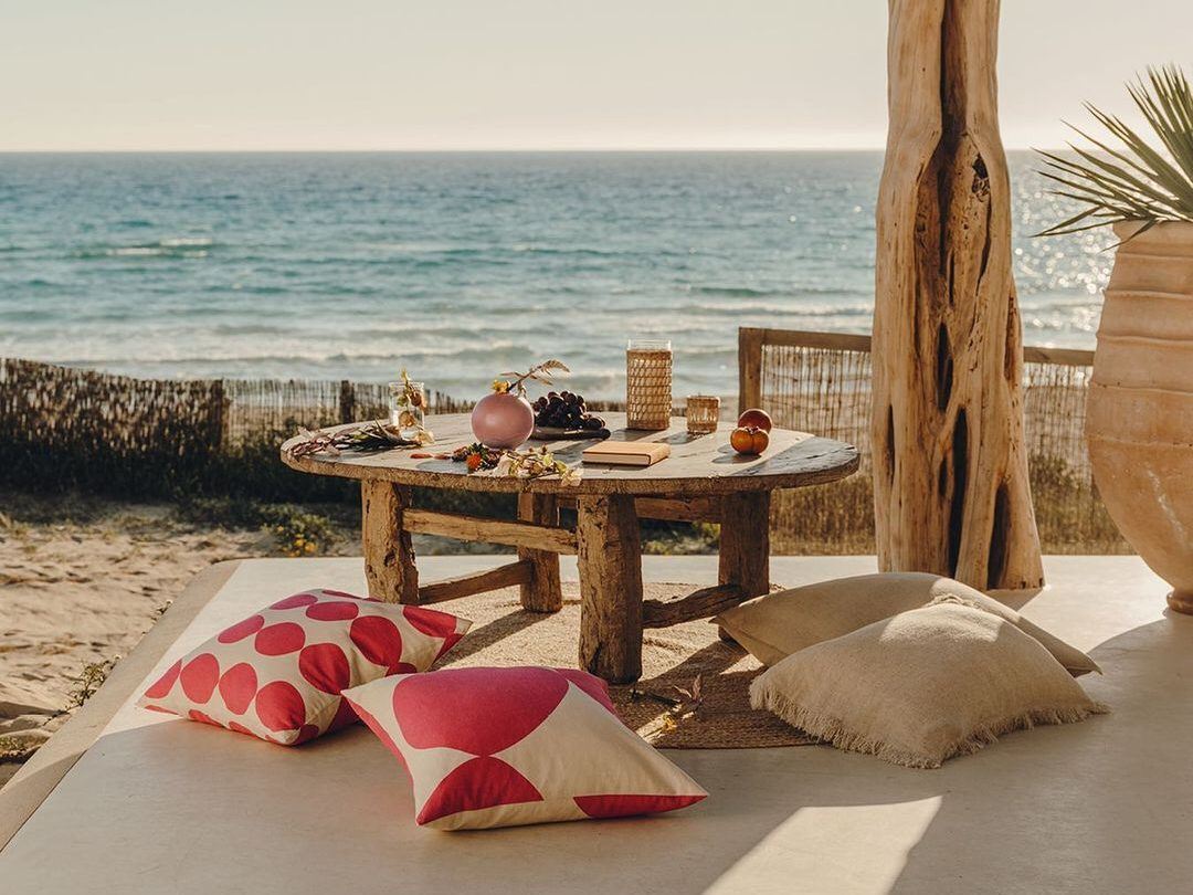 10 αγορές από το H&M Home για να κλείσεις ολόκληρο το καλοκαίρι μέσα στο σπίτι σου