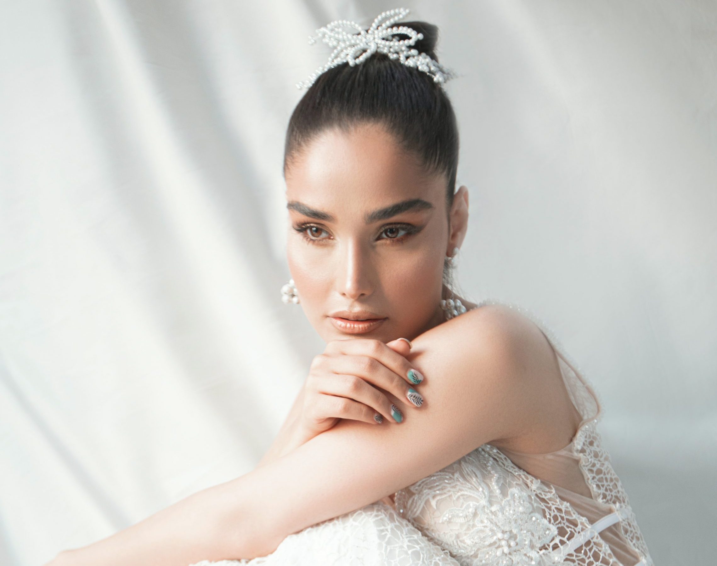 Νυφικό μακιγιάζ για μελαχρινές: 4+1 μυστικά που πρέπει να γνωρίζεις