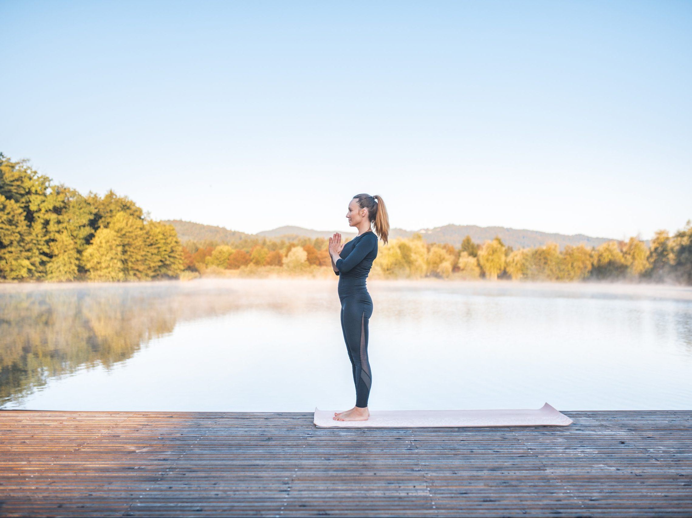 Θέλεις να νιώσεις πιο δυνατή; Αυτή η στάση yoga θα βοηθήσει