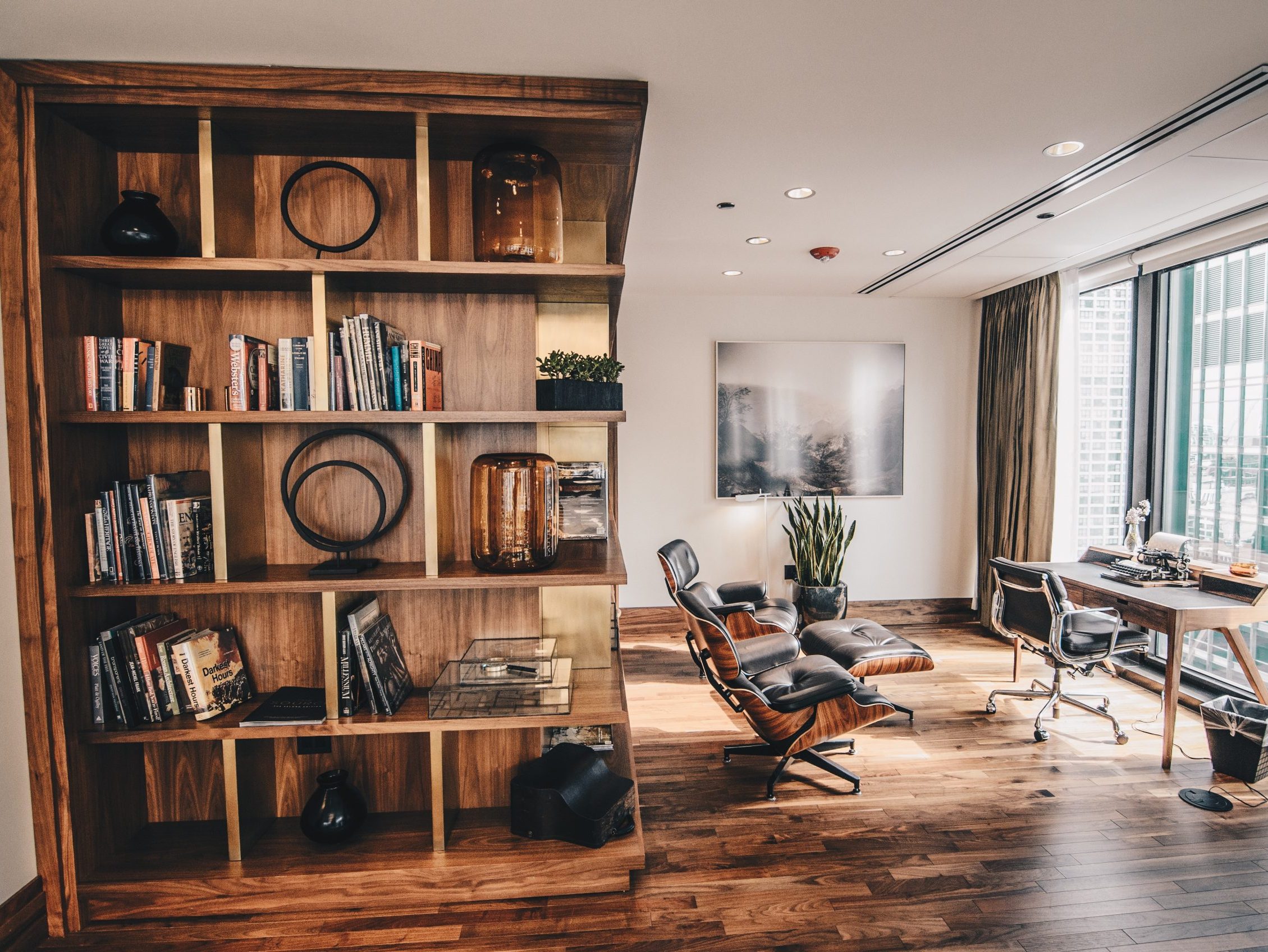 6 ιδέες για να διακοσμήσεις τα ράφια σου