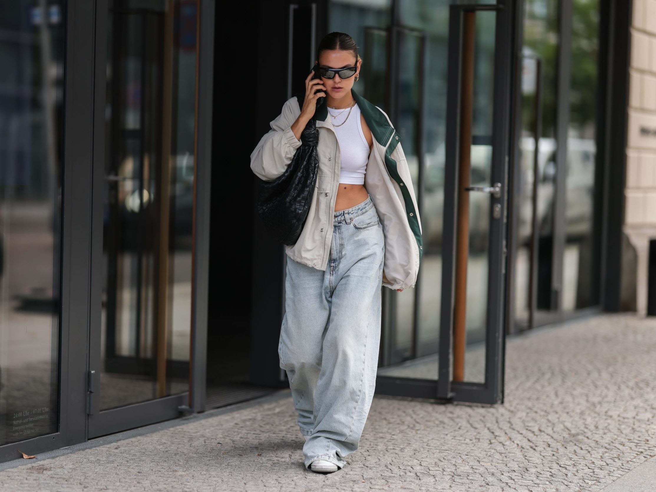 5 κορυφαίες denim τάσεις που πρέπει σίγουρα να γνωρίζεις φέτος