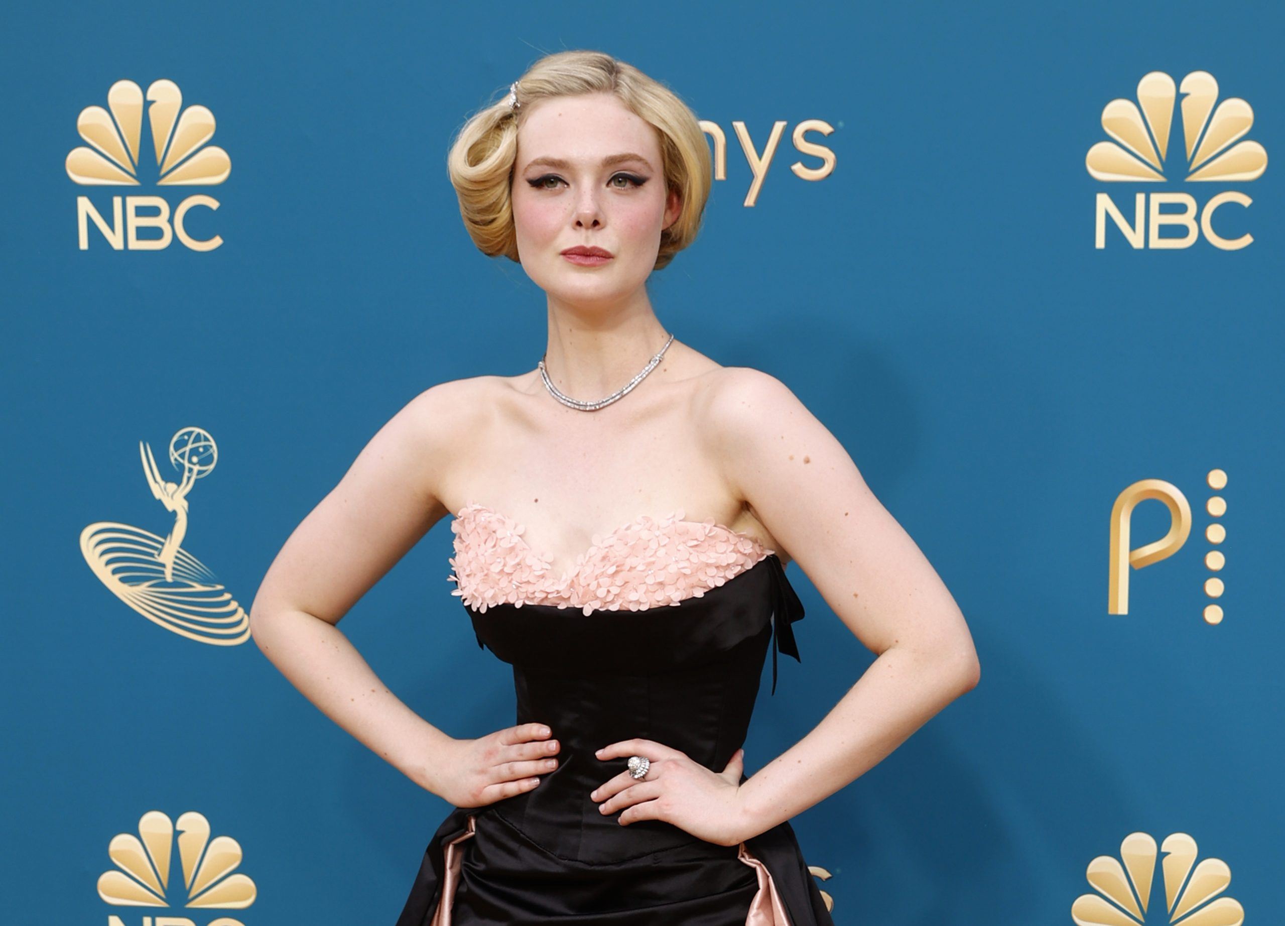 Emmys 2022: Οι red carpet εμφανίσεις που ξεχωρίσαμε