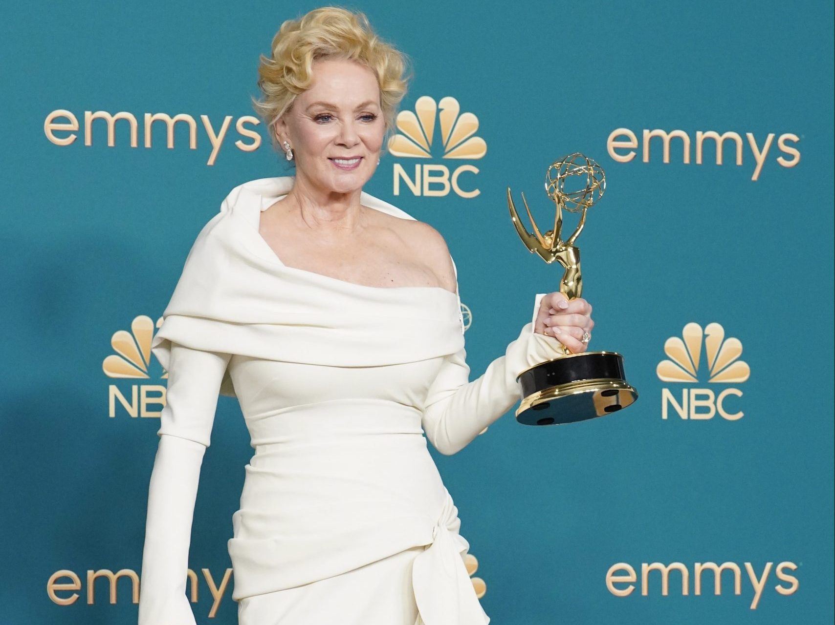 Βραβεία Emmy 2022: Κονταροχτυπήθηκαν Netflix και HBO. Zendaya και Lee Jung-jae στους μεγάλους νικητές