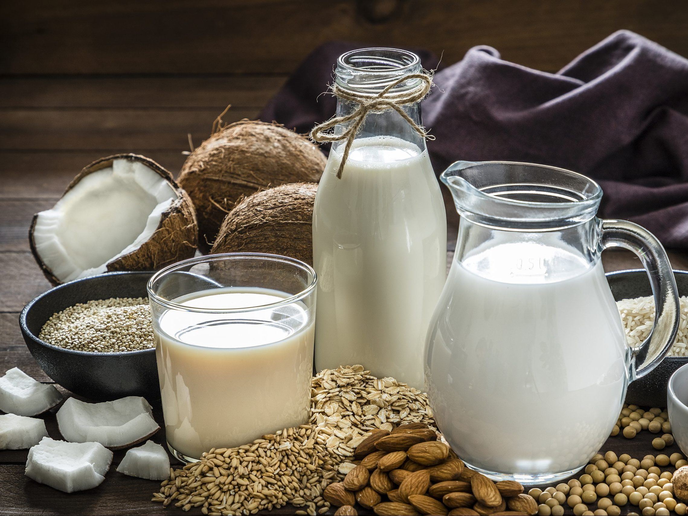 Ποιο είναι το καλύτερο plant-based γάλα; Μία νέα έρευνα αποκαλύπτει