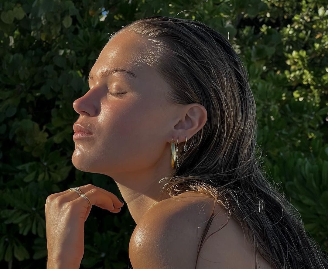 7 serums που θα ενυδατώσουν σε βάθος την επιδερμίδα σου μετά τις διακοπές