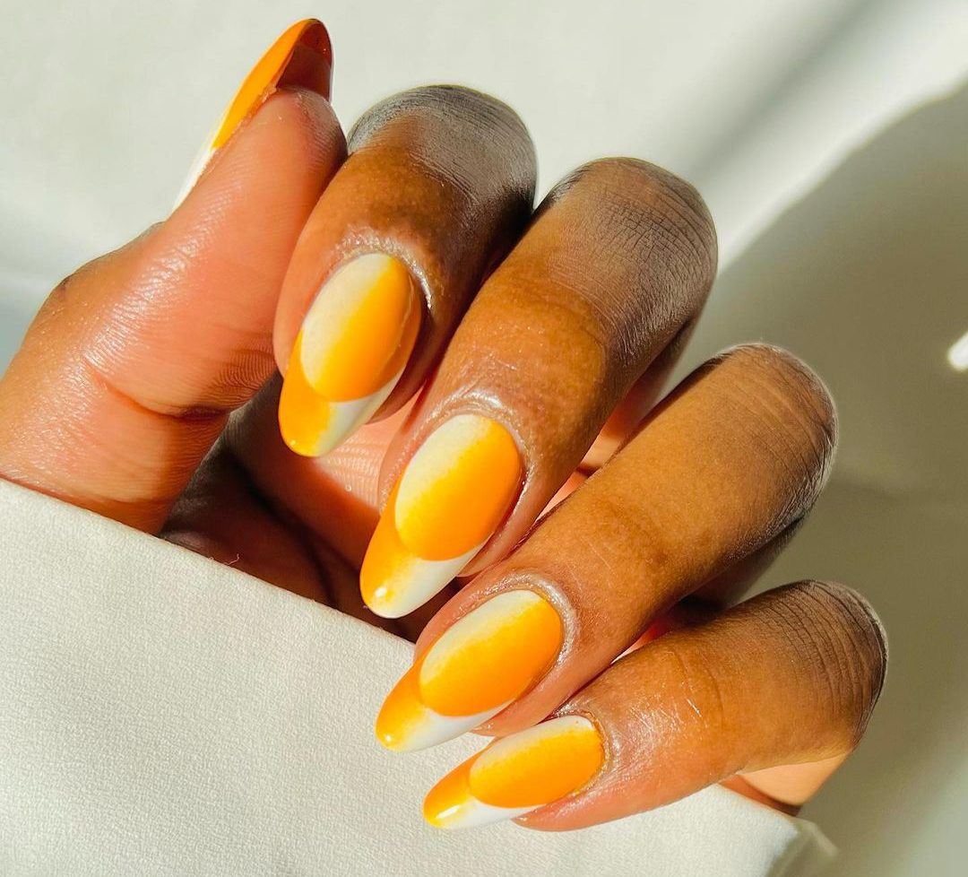 Optical Illusion Mani: Η νέα τάση στο μανικιούρ που μας «κλείνει» το μάτι