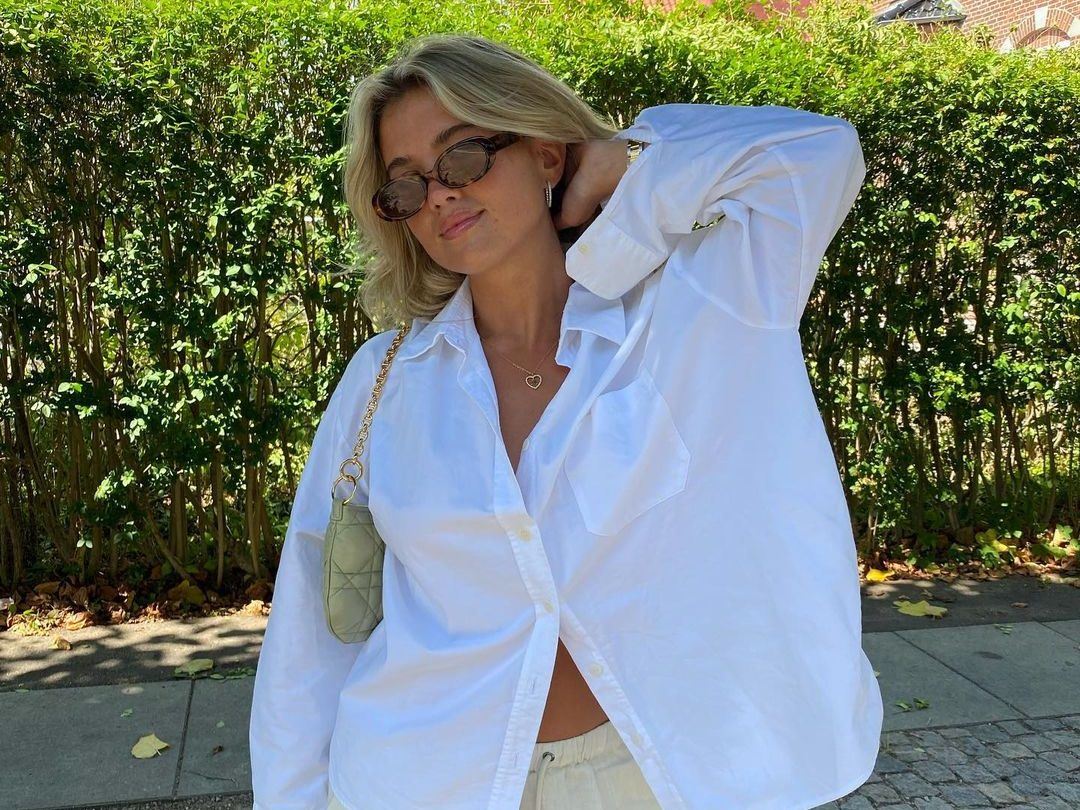 2 λάθη στο styling των μαλλιών που μας κάνουν να δείχνουμε μεγαλύτερες
