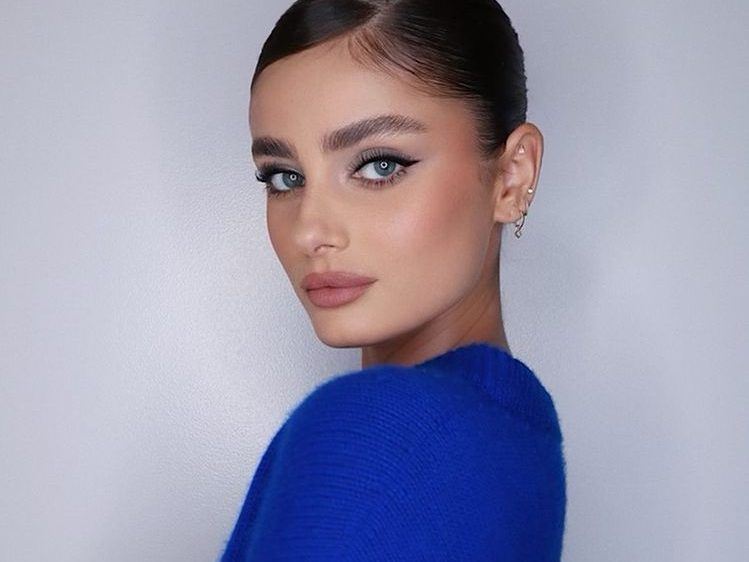 Αυτό το concealer κοστίζει 10€ και έχει γίνει viral στο TikTok
