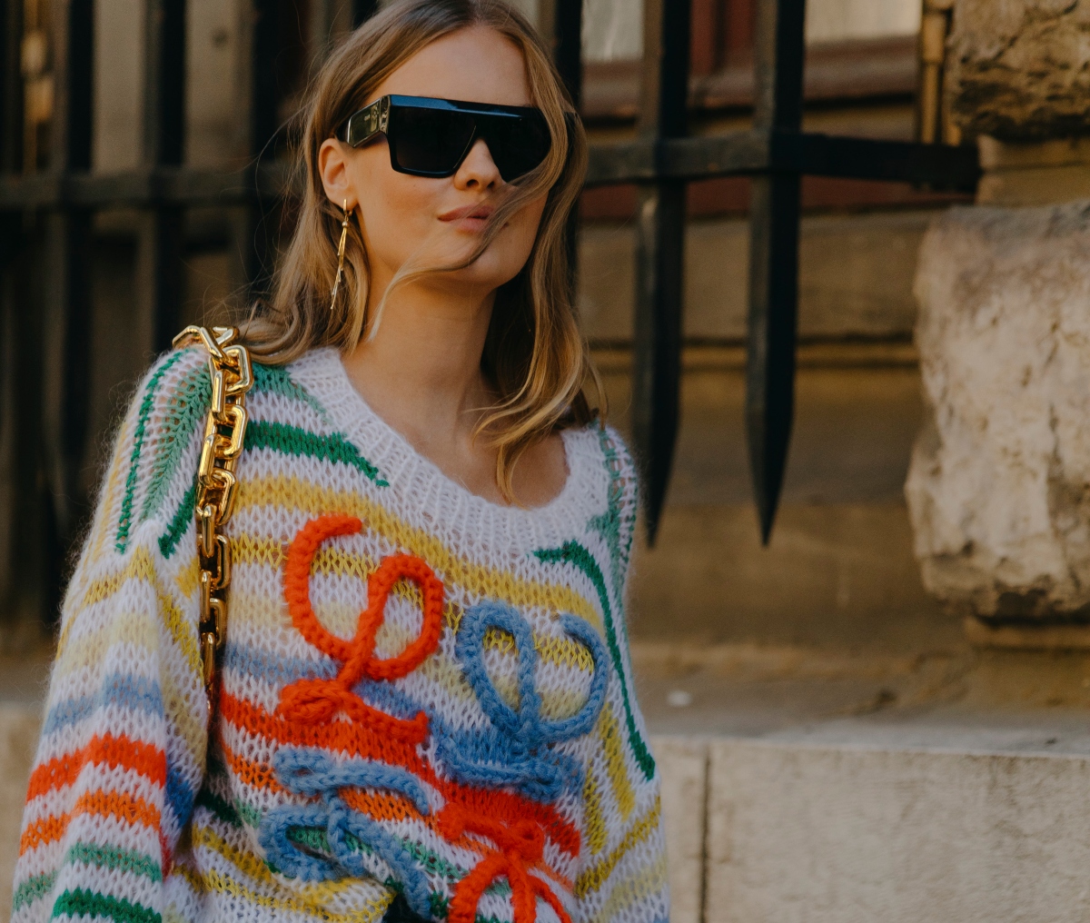 10 οversized πουλόβερ για να σε βρει έτοιμη ο χειμώνας