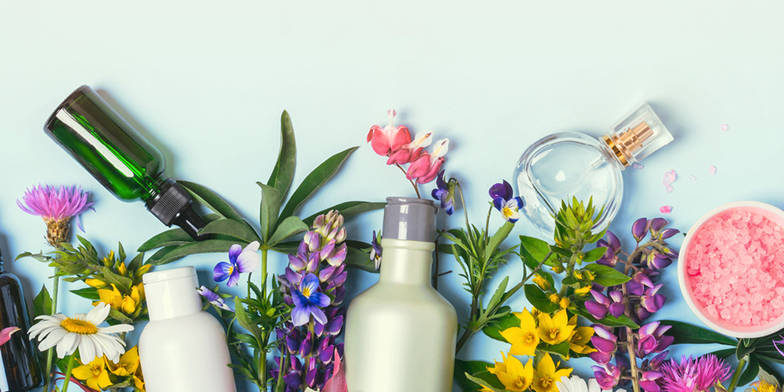 Green Beauty: Μύθοι και αλήθειες για το πώς θα υιοθετήσουμε μια αποτελεσματική ρουτίνα ομορφιάς με οικολογική συνείδηση