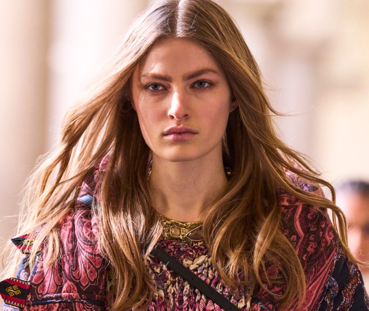 Οι 3 πιο συχνές-ένοχες συνήθειες για τη φροντίδα του hair look μας