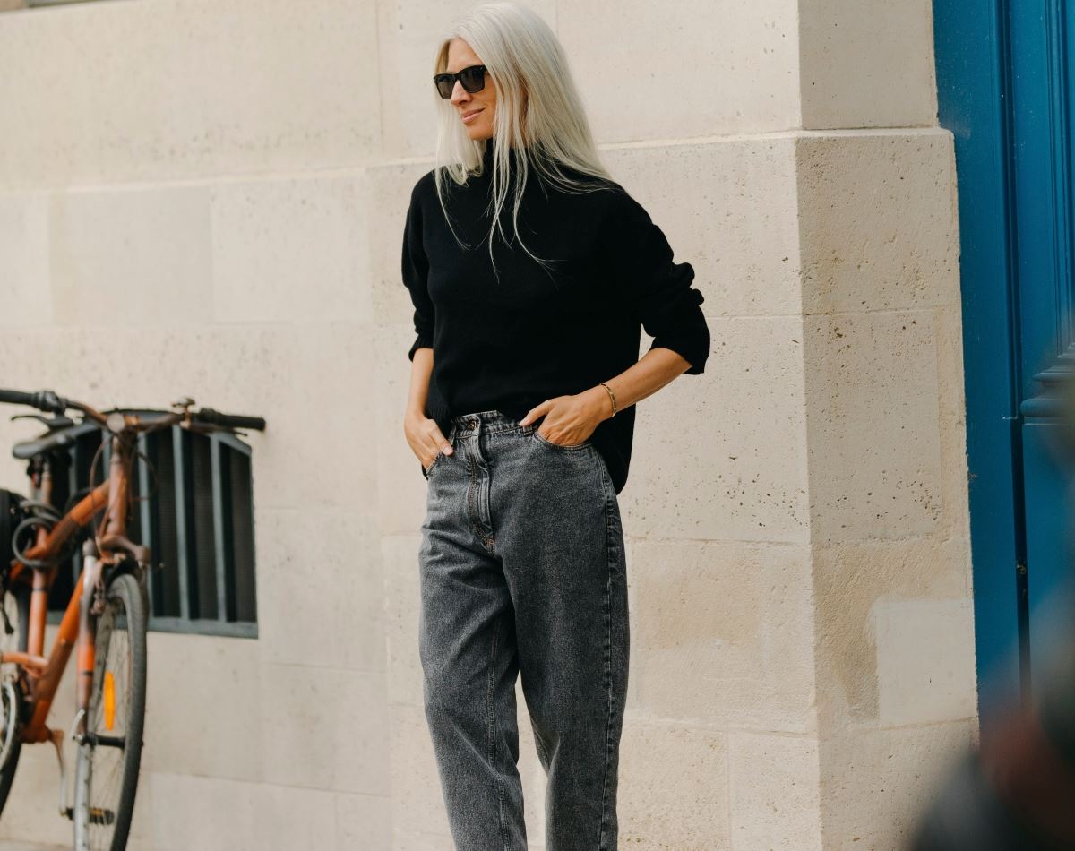 Βρήκαμε το απόλυτο ζευγάρι mom jeans πού κοστίζει μόνο 20 ευρώ