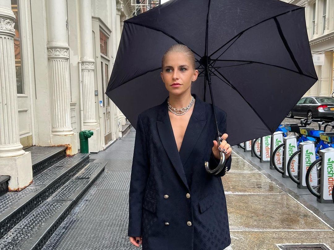 Πώς να προστατέψεις το hair look σου στη βροχή