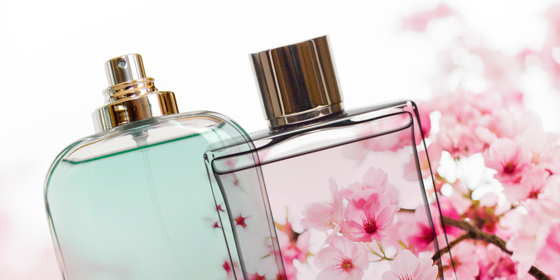Αυτά είναι τα top 5 αρώματα που κάνουν τη μυρωδιά μιας γυναίκας αξέχαστη