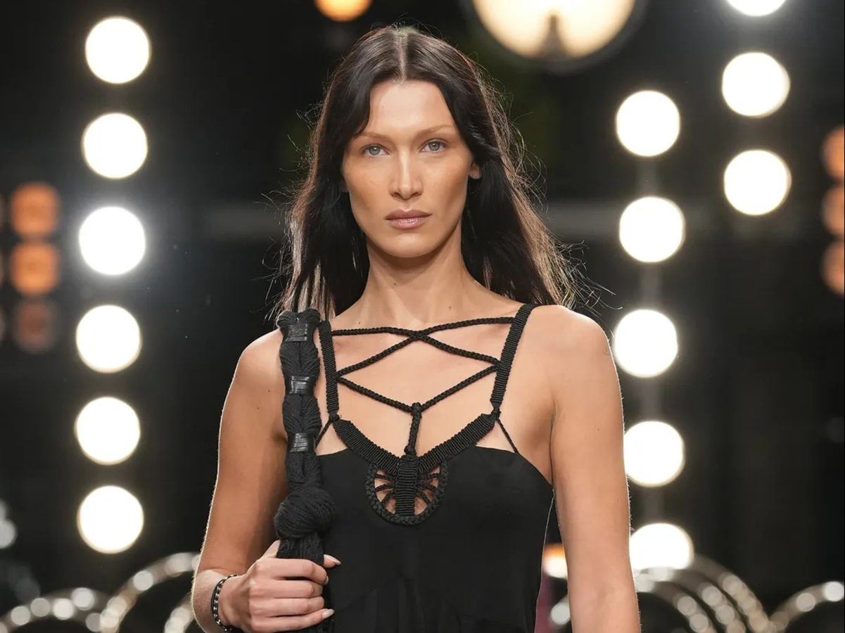 Ποια είναι η διαφορά ανάμεσα στο bronzer και στο contour;