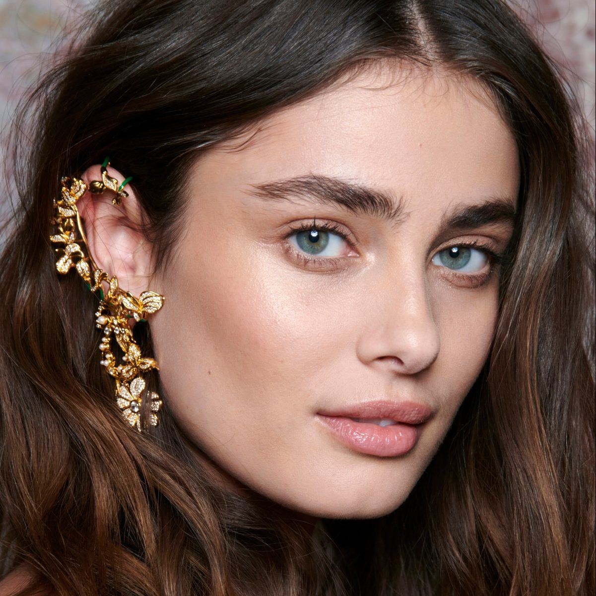 Αυτό το primer χαρίζει μεταξένια επιδερμίδα, σταθερό μακιγιάζ και πωλείται κάθε 15 δευτερόλεπτα στο κόσμο