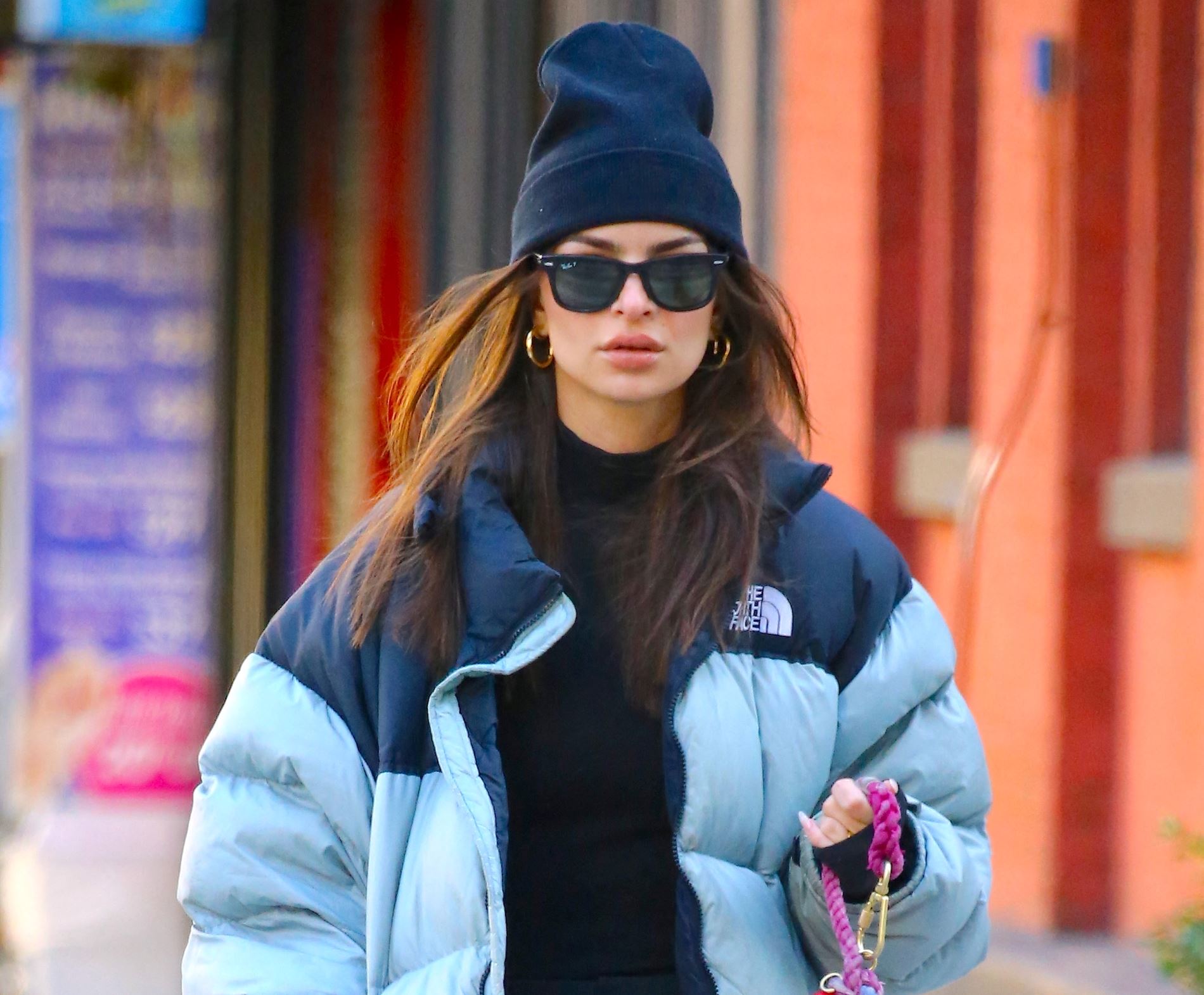 Το αγαπημένο jacket των celebrities είναι 30 ετών κι όμως είναι η πιο hot τάση του τώρα