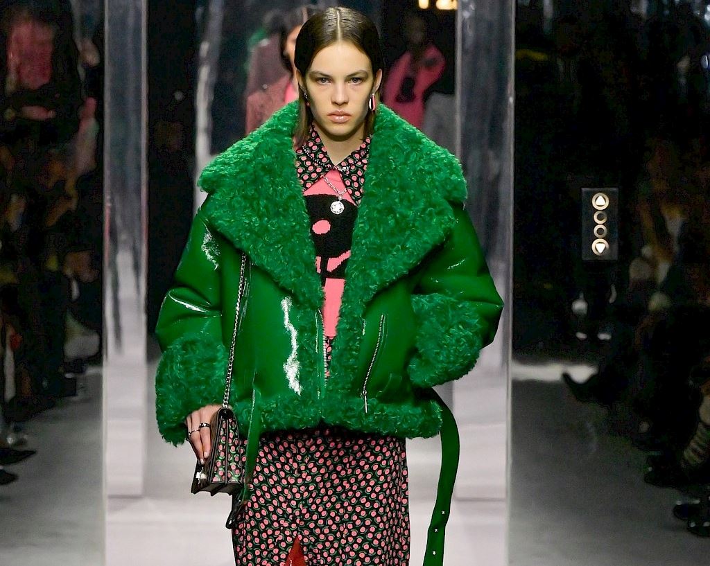 United Colors of Benetton: Η νέα FW23 - 24 του Andrea Incontri αποτελεί μια σύνθεση της βιομηχανικής κληρονομιάς της Benetton