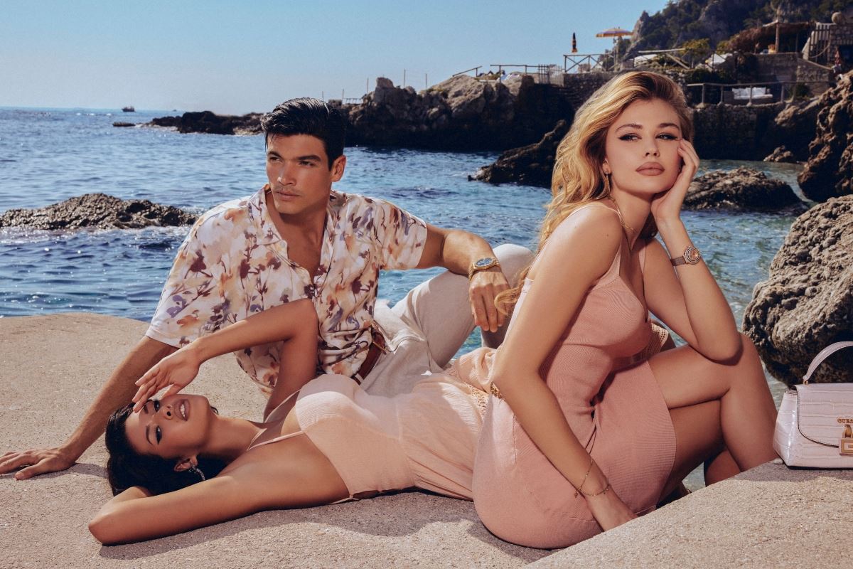 Guess Jeans SS23: Μια γυναικεία συλλογή γεμάτη εκπλήξεις
