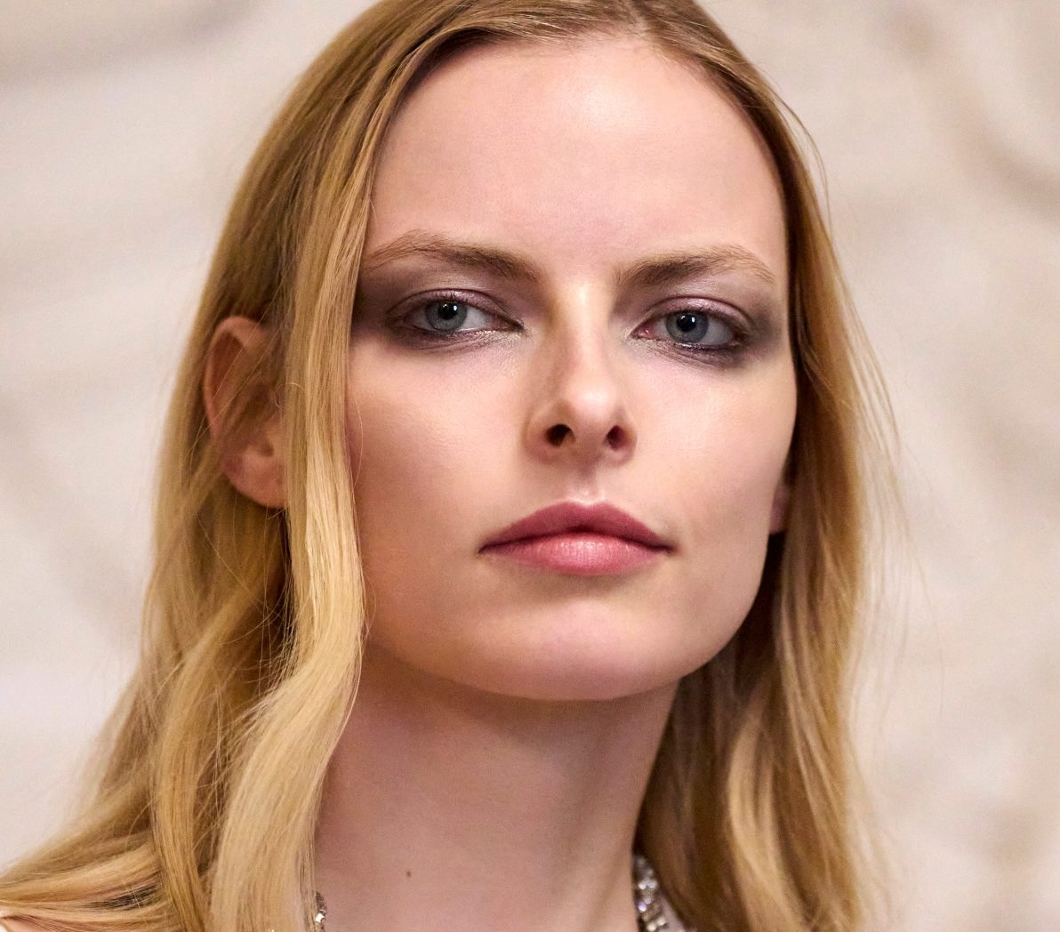 Αυτή είναι η τάση στα μαλλιά που θα αντικαταστήσει το balayage