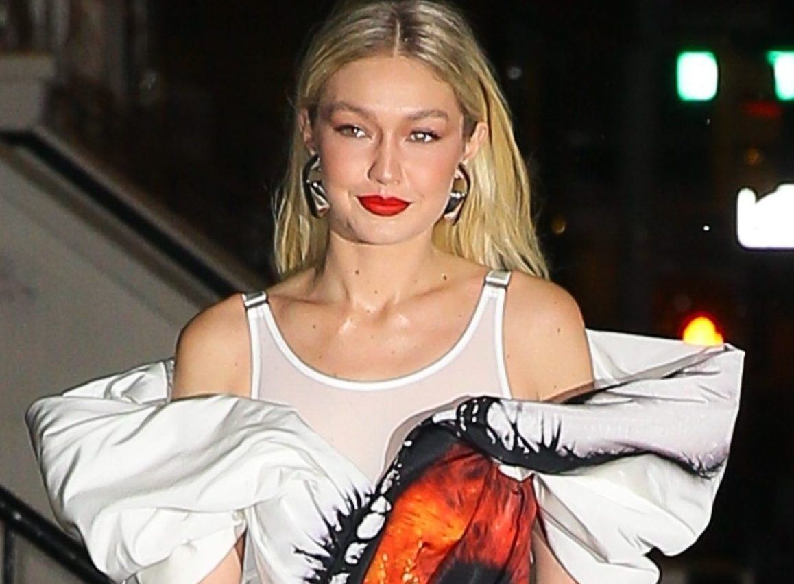 Red lips: Αυτό είναι το κραγιόν της Gigi Hadid για juicy, φλογερά χείλη