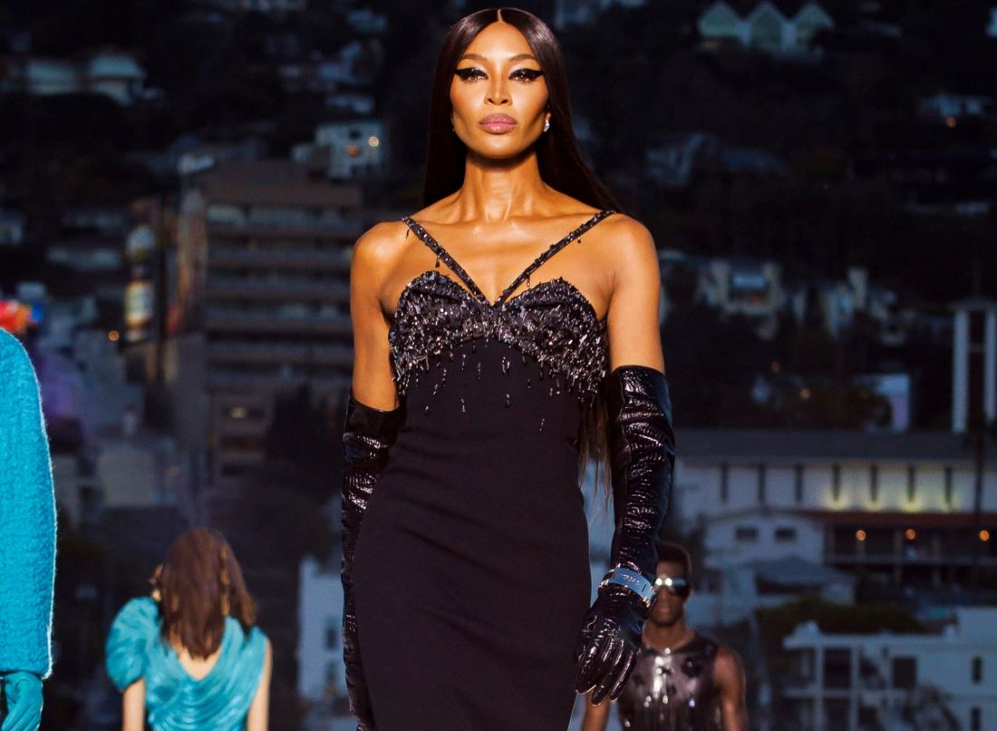 Naomi Campbell: Αυτό είναι το ενυδατικό balm για τα χείλη που λατρεύει