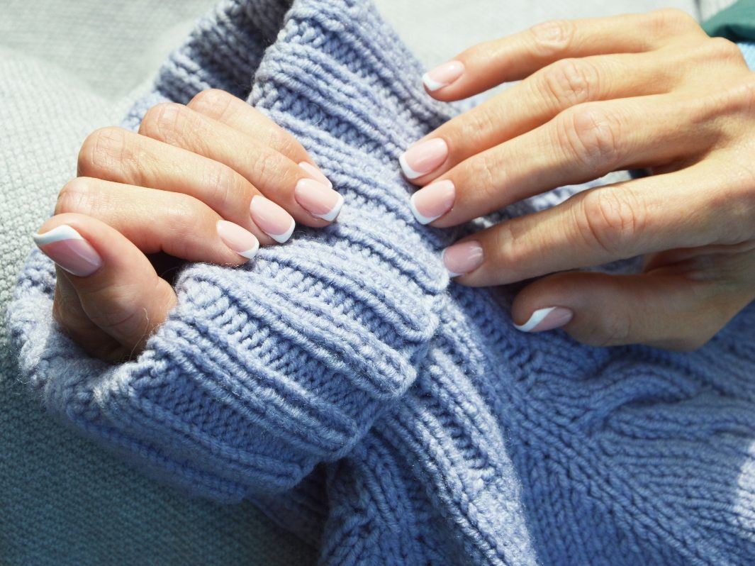 American Manicure: Αυτό είναι το νέο Γαλλικό μανικιούρ