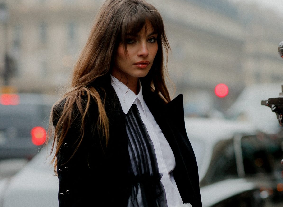 Αυτά είναι τα curtain bangs της άνοιξης